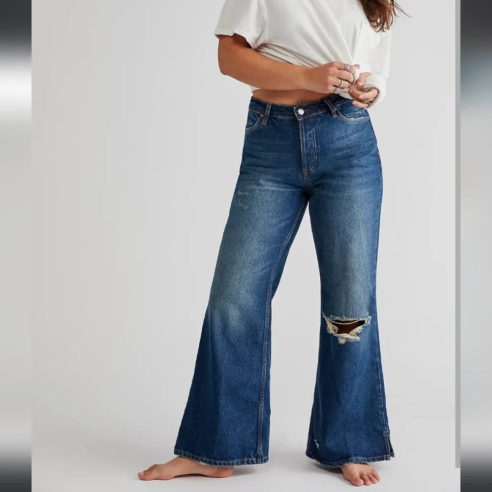 Free People Curvy Misfit Distressed Flare Jean